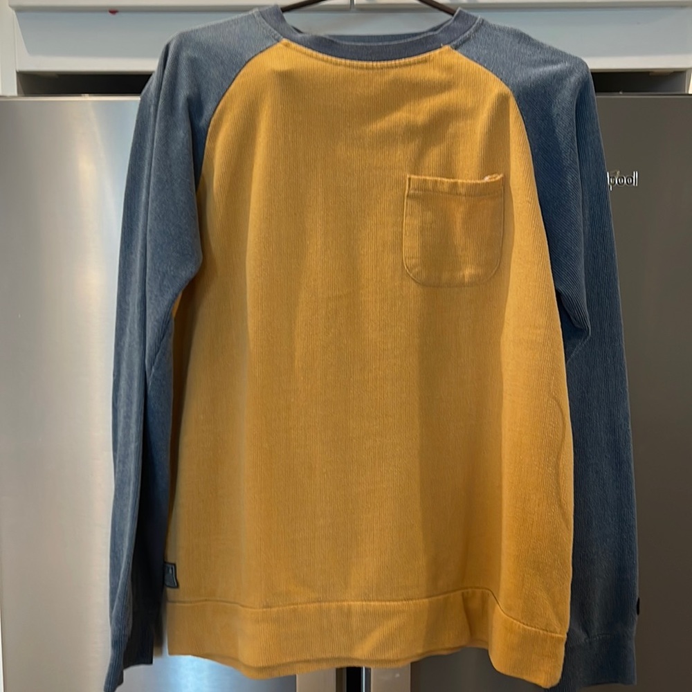 Volcum sweatshirt jersey size small